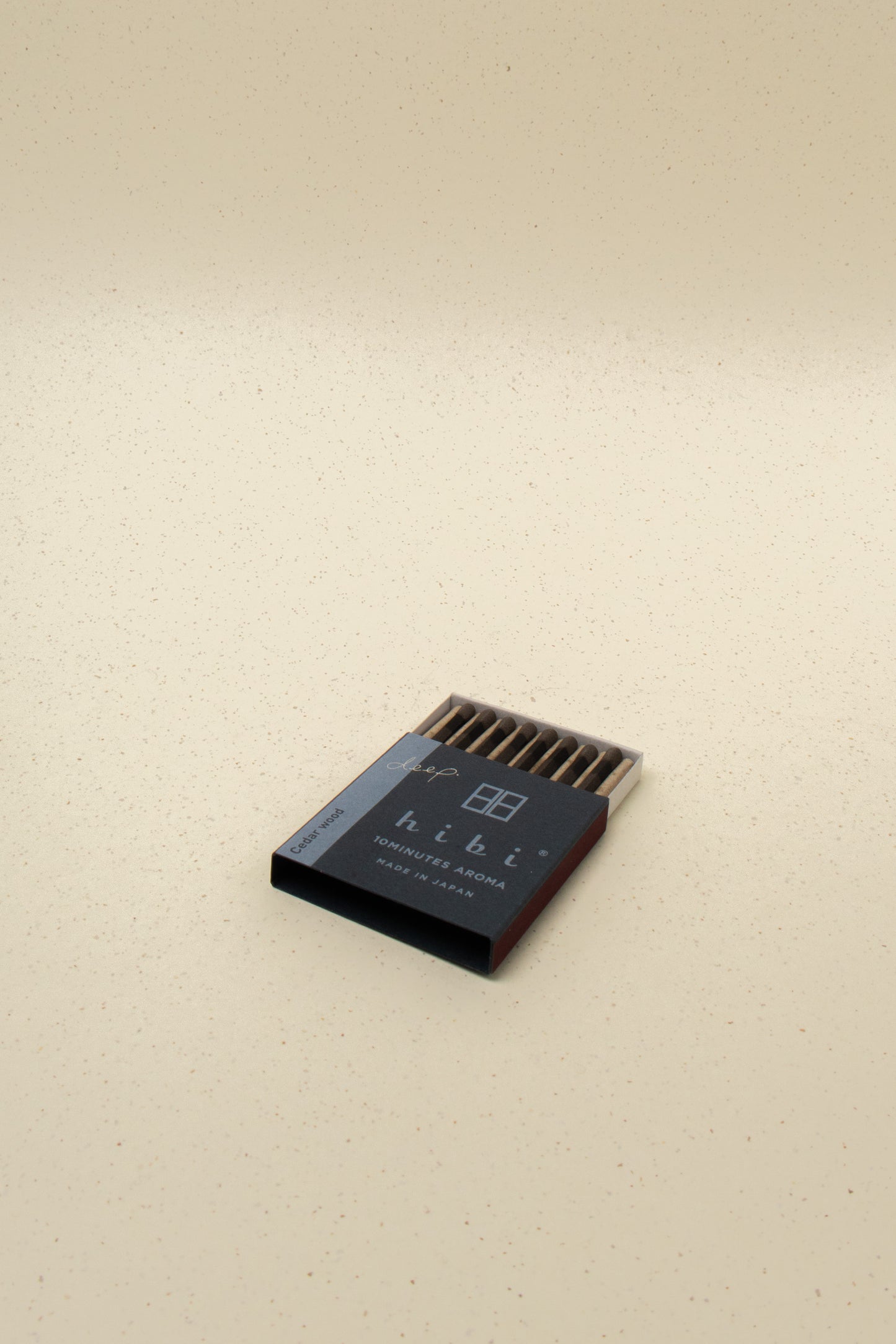 Hibi 10 Minutes (Deep Aroma) - Regular Box: Cedar Wood - Scented